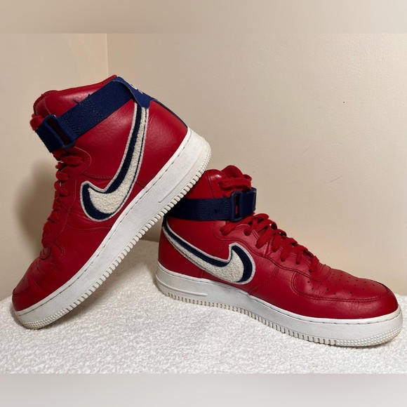 Air Force 1 High LV8 size 9 - Picture 5 of 9